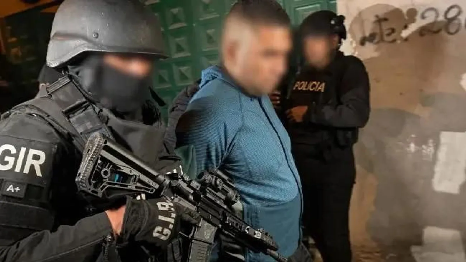 Condenan a 'Gordo Arturo', líder de Los Lobos, a 22 años de