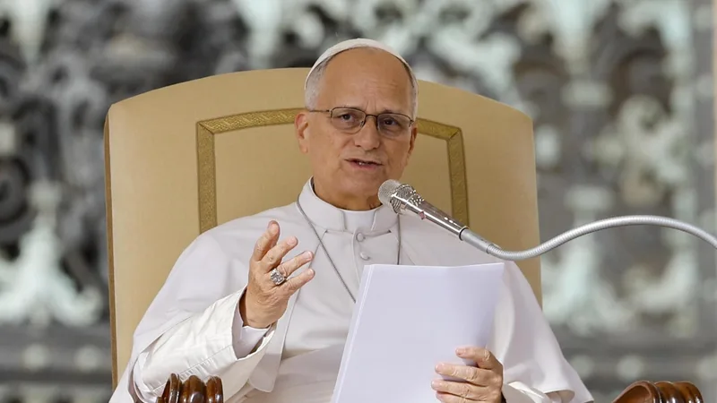Papa León XIV no requiere tratamiento tras operación de