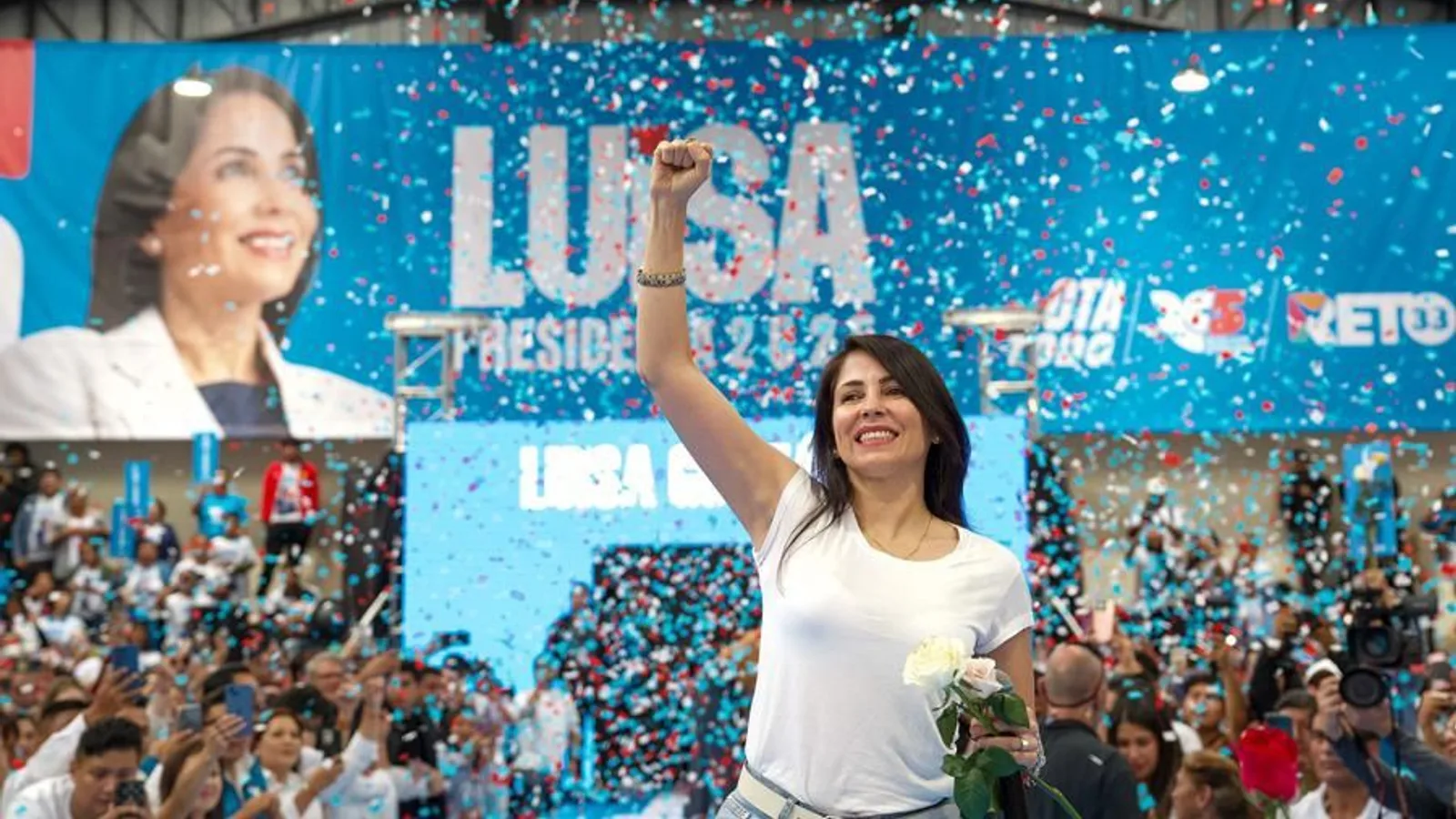 Fiscalía acusa a Luisa González de lavado por USD 500.000
