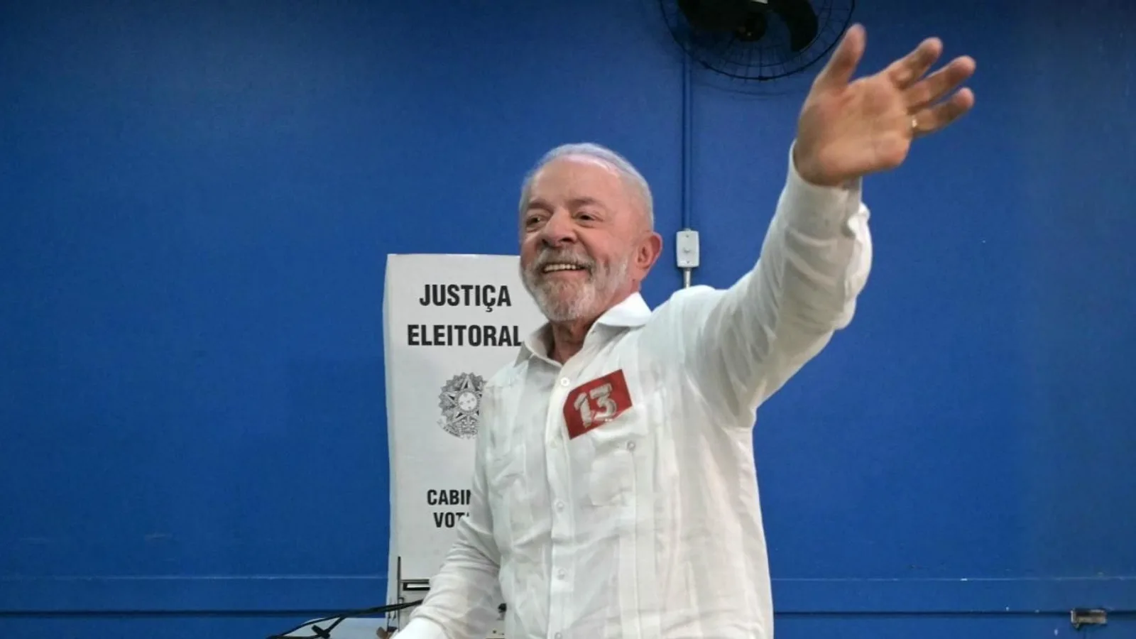 Lula es reelegido presidente de Brasil con remontada