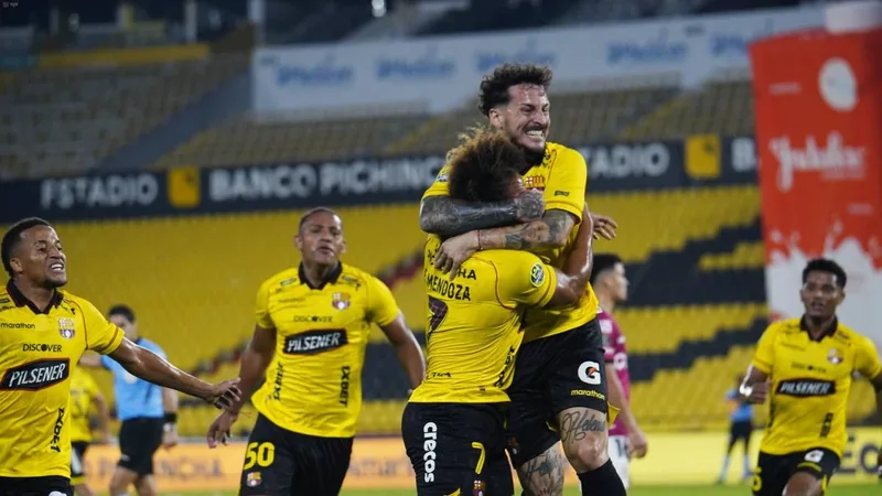 Benedetto impulsa a Barcelona SC con 8 goles y 15 puntos