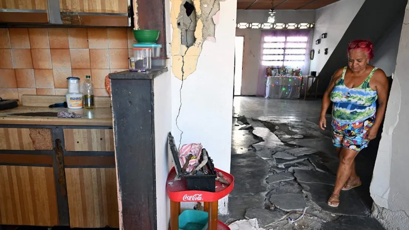 Venezolanos temen perder sus casas tras evaluaciones post