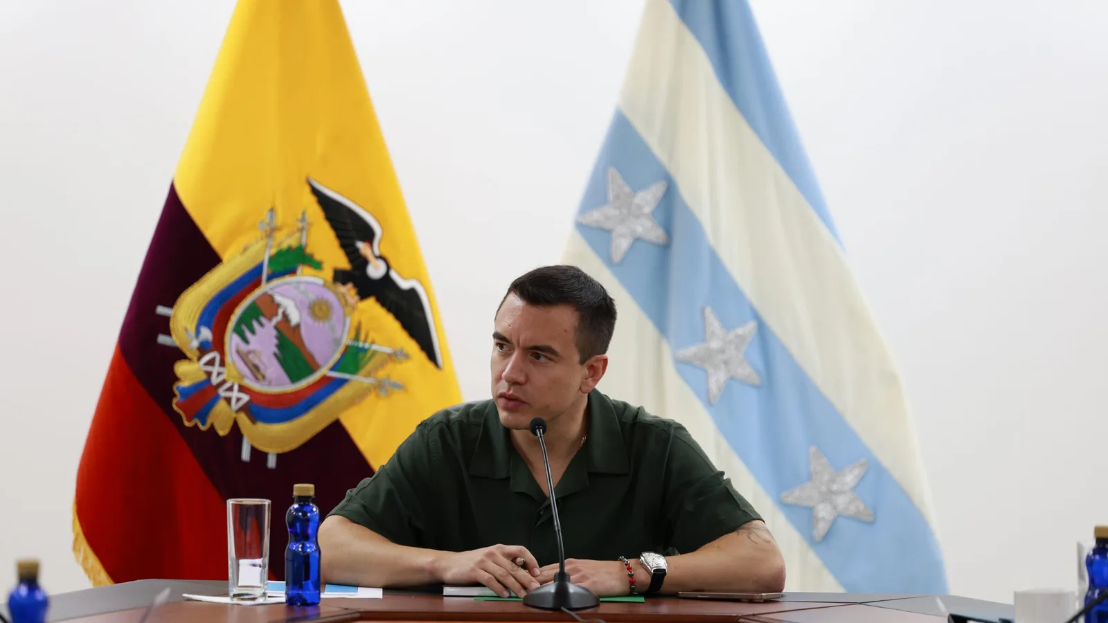 Noboa justifica toque de queda en noviembre y descarta